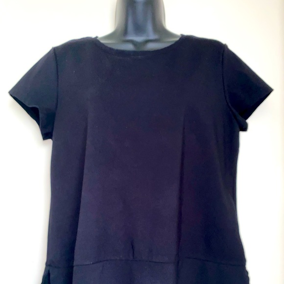 👚✨ LIZ CLAIBORNE TOP✨ - Picture 1 of 5